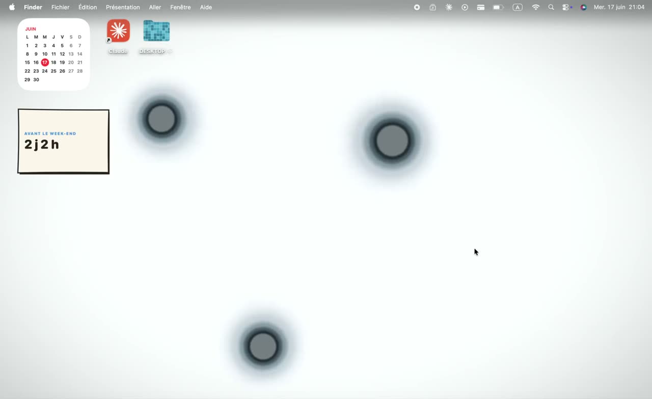 Escritorio macOS con Mac+: el fondo animado Lava, un widget de calendario y una cuenta atrás del fin de semana, y dos carpetas con iconos personalizados